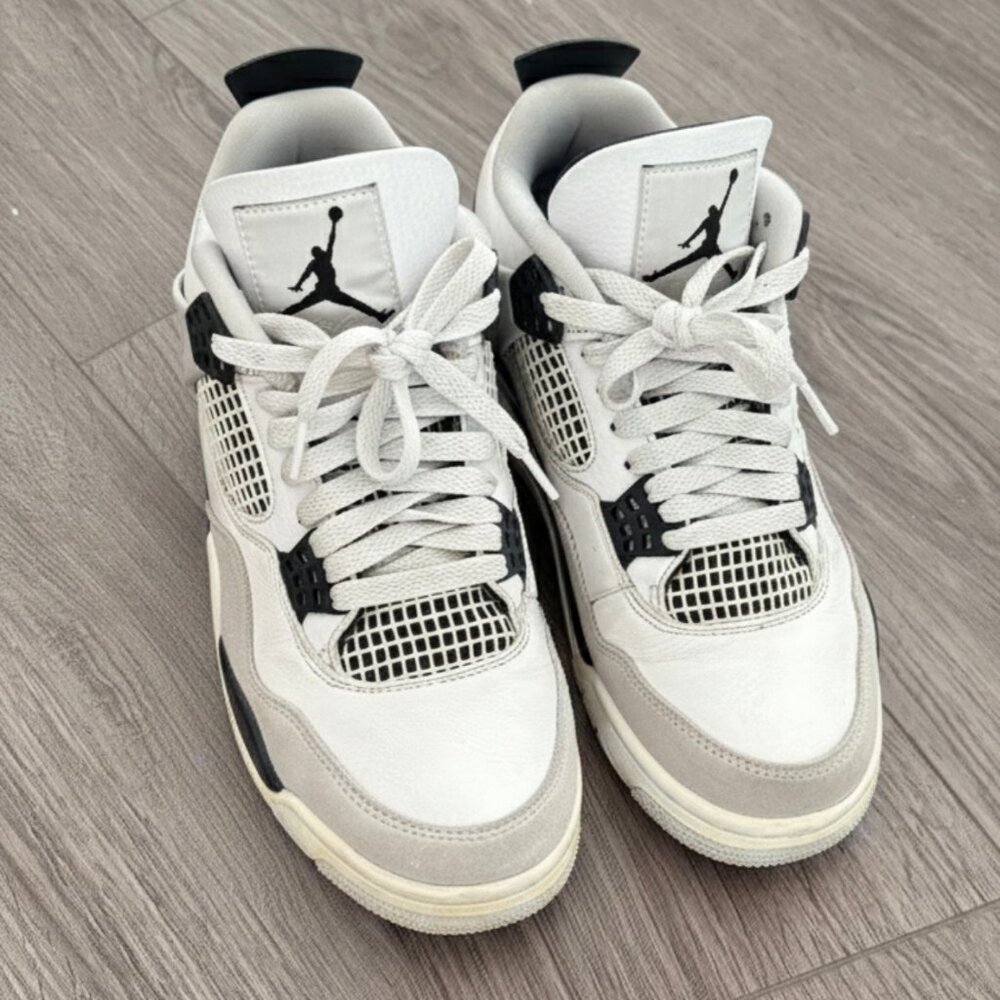 Air Jordan 4 Retro Military Black
